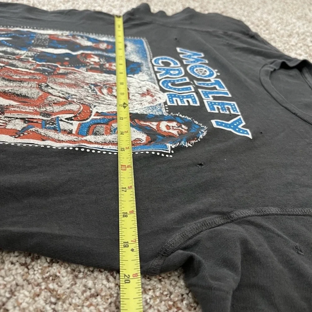 MADEWORN Motley Crue Graphic T-Shirt UNISEX S - Picture 9 of 10